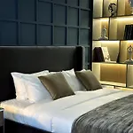 10 Stories Hotel